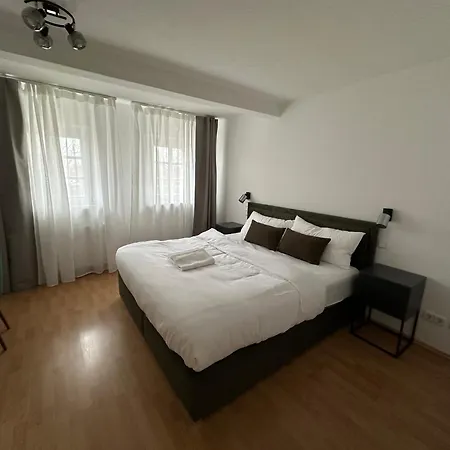 דירה Modernes Familienapartment Mit Parkplatz Nahe Grosser Garten דרזדן