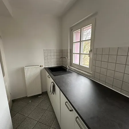Modernes Familienapartment Mit Parkplatz Nahe Grosser Garten * Drážďany