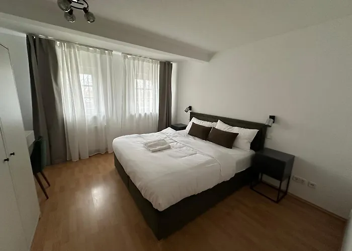 Appartamento Modernes Familienapartment Mit Parkplatz Nahe Grosser Garten Dresda